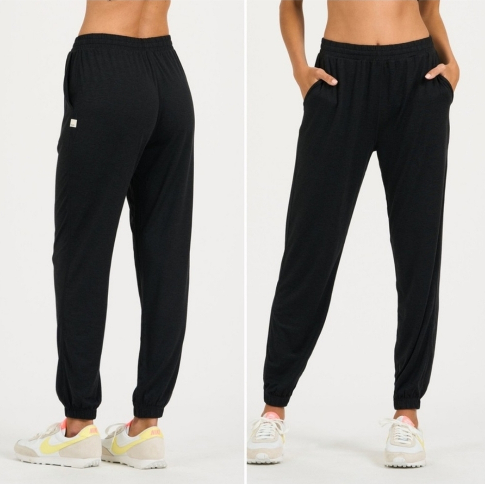 Vuori Women’s Boyfriend Cargo Sweatpant Black Heather Size Large - Picture 1 of 14